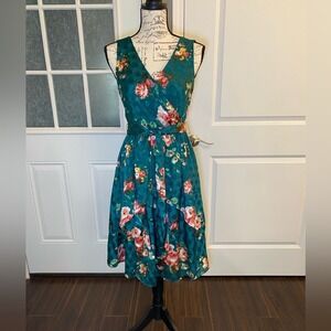 Walter Baker Floral Emerald Green Tiered Sleeveless Midi Dress with Tie Size 2 F